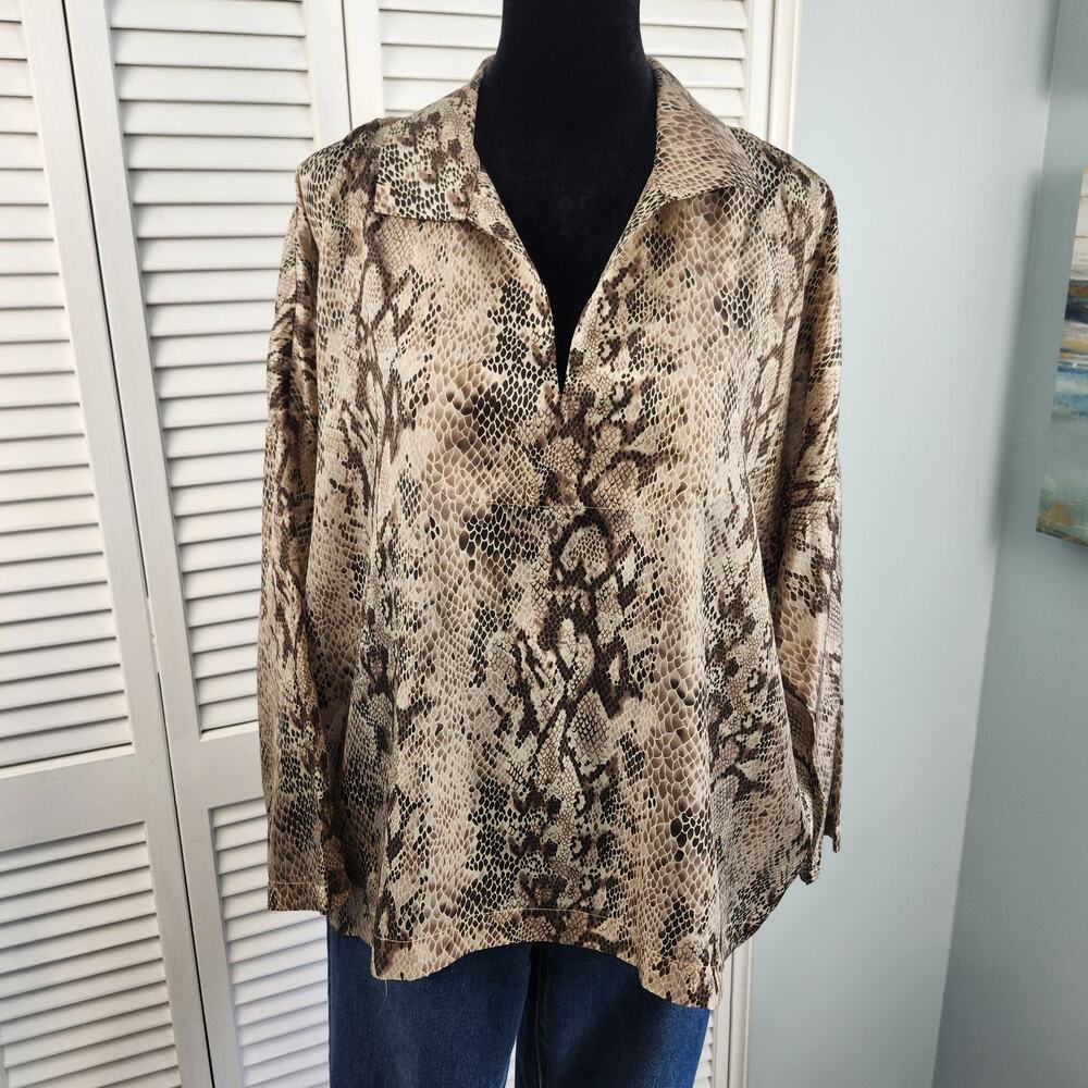 Aryn K Anthropologie 100% Silk Snake Print Blouse Size M Chiffon Resort Office